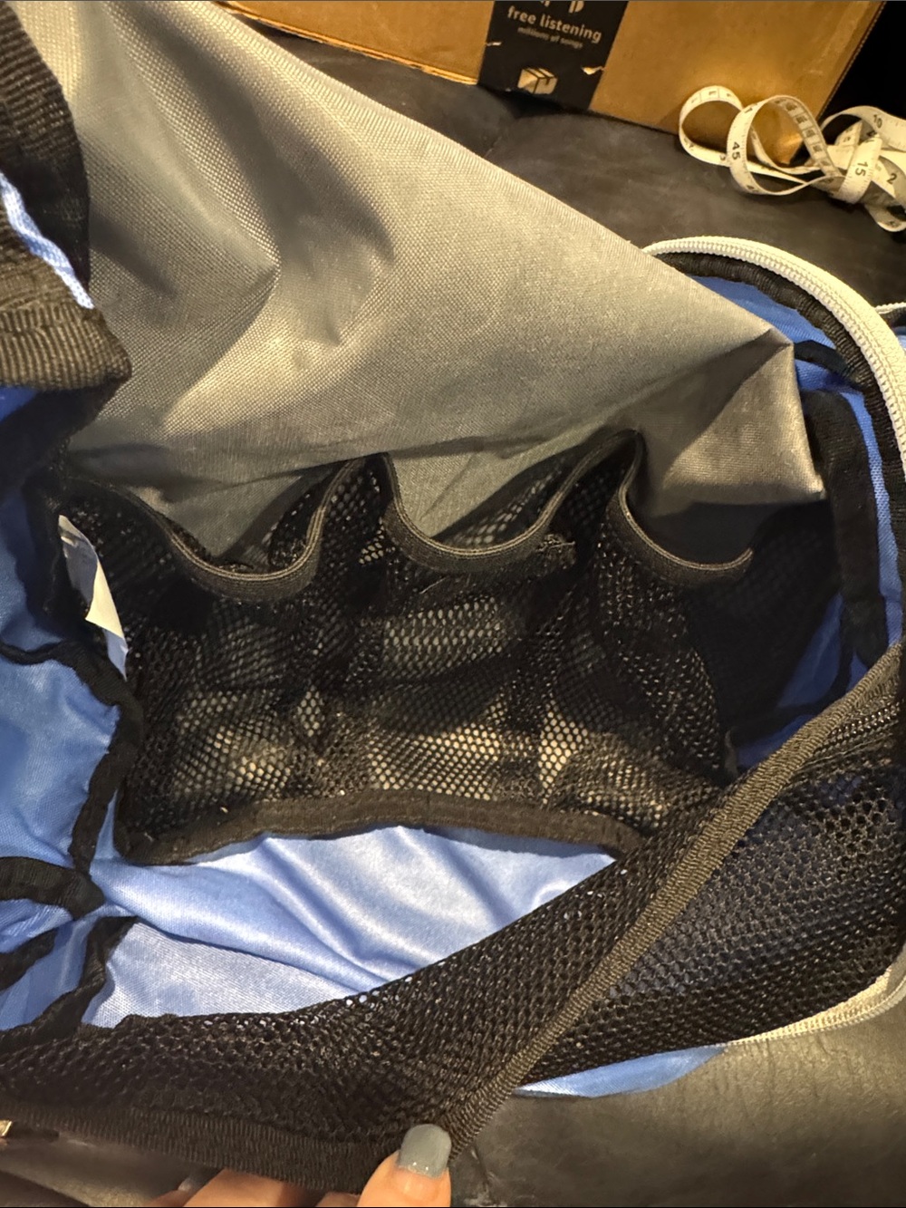 L.L. Bean Blue Hanging Toiletry Bag With Multiple Compartments - Picture 10 of 14